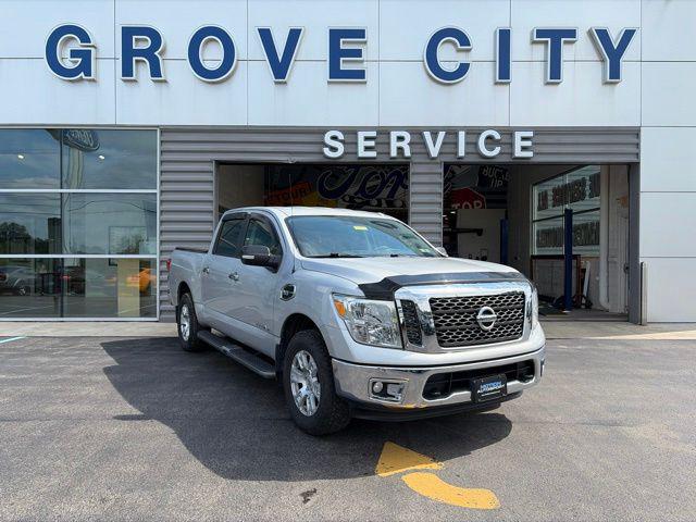 2017 Nissan Titan SV for sale in Grove City, PA