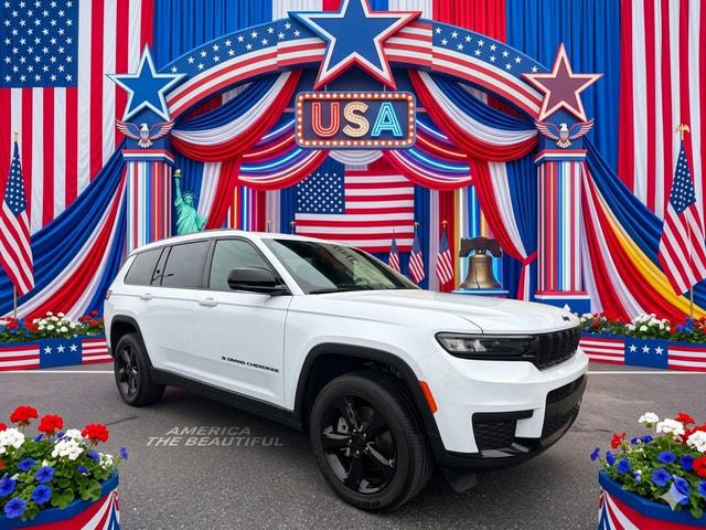2023 Jeep Grand Cherokee L Altitude 4x4 for sale in Frankenmuth, MI