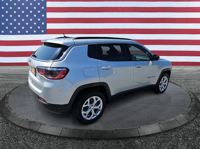 2024 Jeep Compass Latitude 4x4 2024 Jeep Compass Latitude 4x4