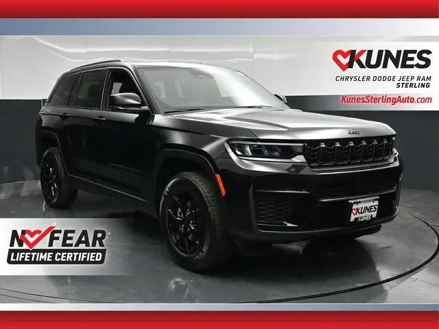 2026 Jeep Grand Cherokee Altitude 4x4 for sale in Sterling, IL