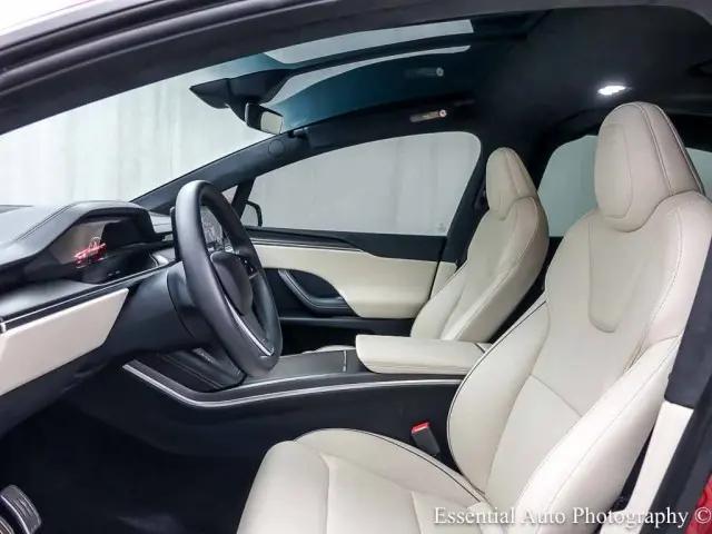 2023 Tesla Model X Plaid Tri Motor All-Wheel Drive