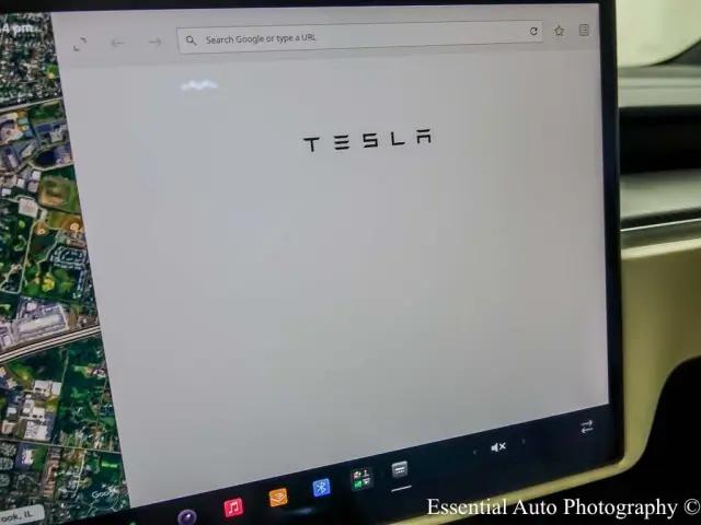 2023 Tesla Model X Plaid Tri Motor All-Wheel Drive