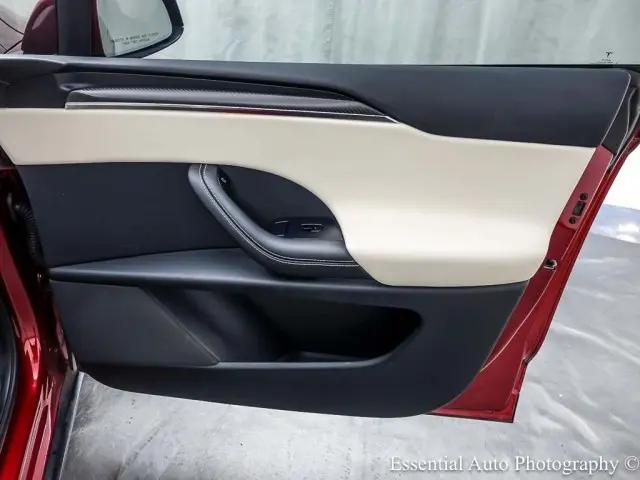 2023 Tesla Model X Plaid Tri Motor All-Wheel Drive