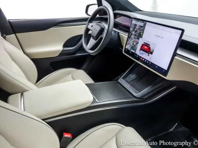 2023 Tesla Model X Plaid Tri Motor All-Wheel Drive