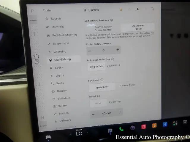 2023 Tesla Model X Plaid Tri Motor All-Wheel Drive