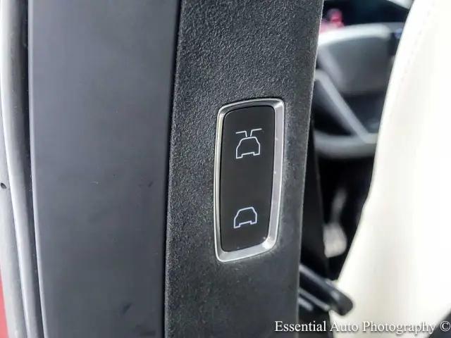 2023 Tesla Model X Plaid Tri Motor All-Wheel Drive