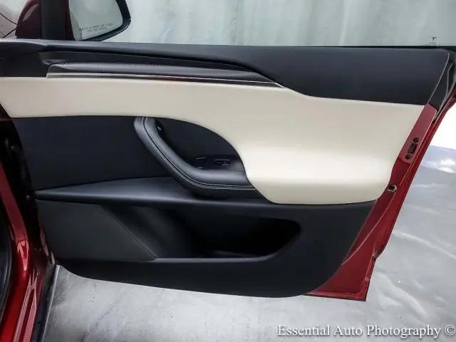 2023 Tesla Model X Plaid Tri Motor All-Wheel Drive