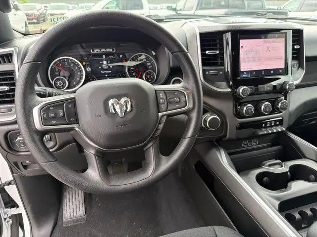 2026 Ram 1500 Express Crew Cab 4x4 57 Box