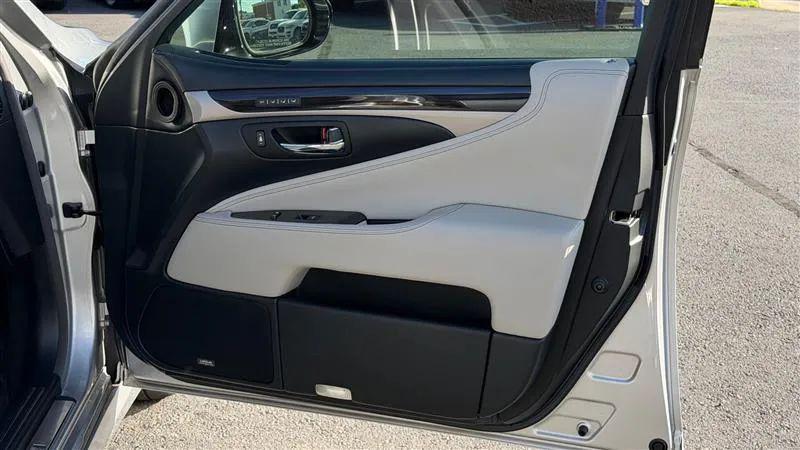 2013 Lexus LS 460 460
