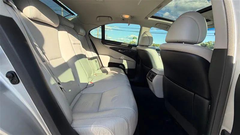 2013 Lexus LS 460 460