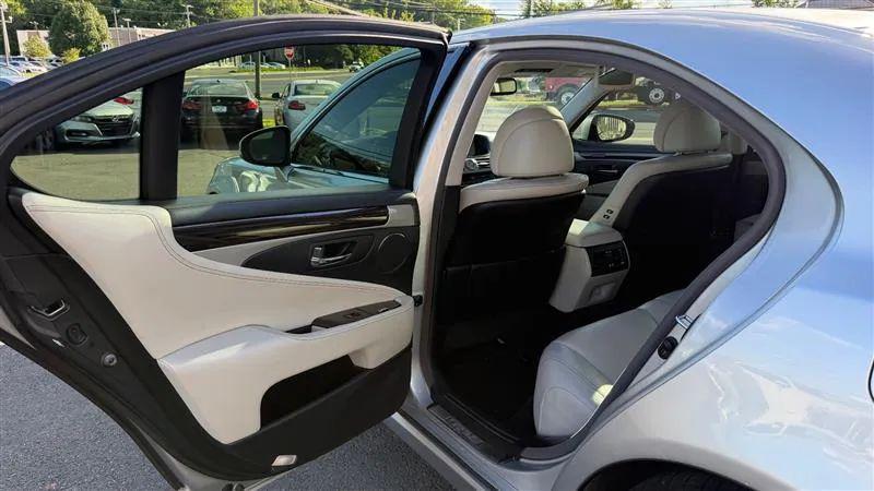 2013 Lexus LS 460 460