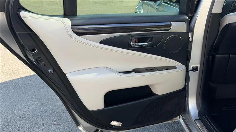 2013 Lexus LS 460 460
