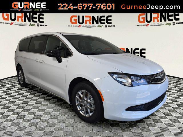 2027 Chrysler Pacifica LX for sale in Gurnee, IL
