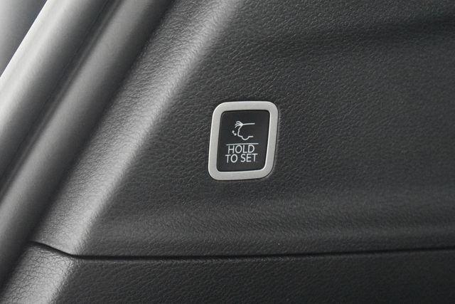 2027 Chrysler Pacifica LX