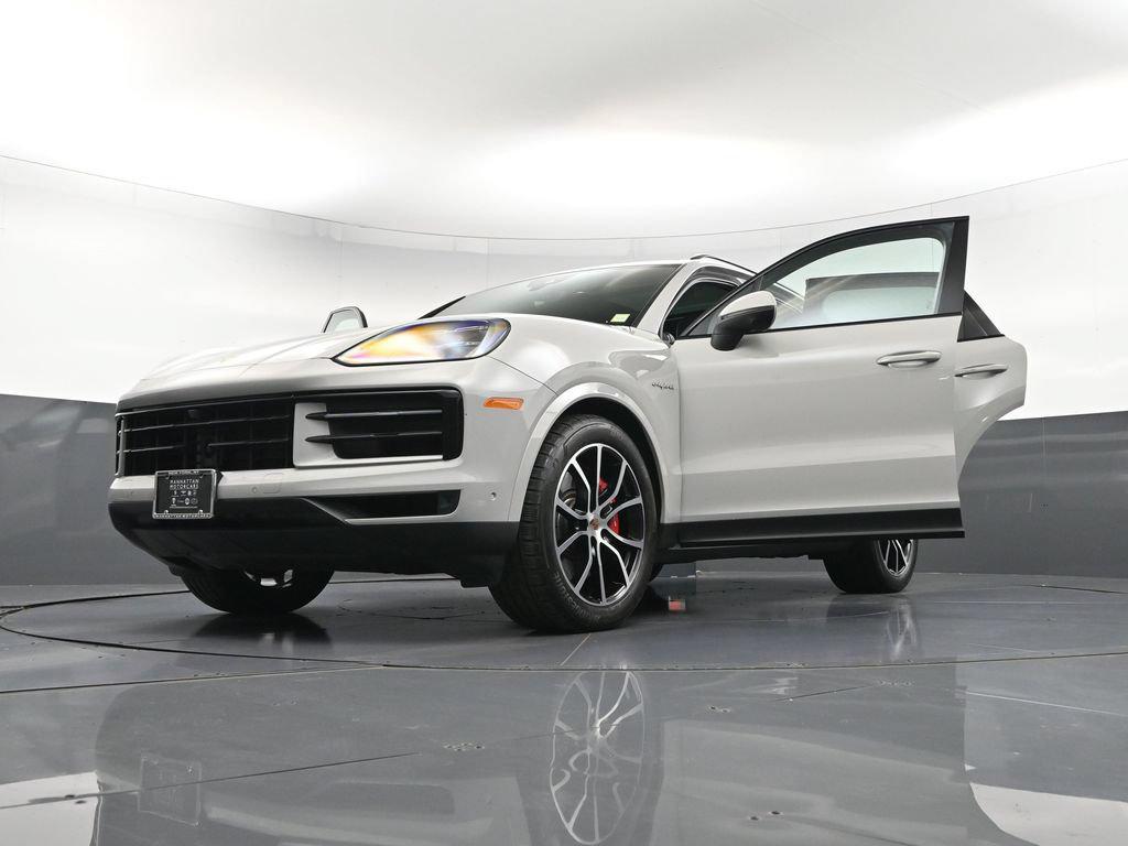 2025 Porsche Cayenne