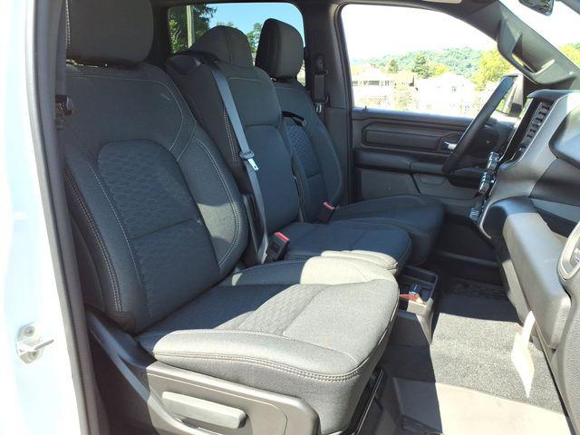 2026 Ram 1500 Warlock Crew Cab 4x4 5'7" Box