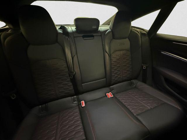 2026 Audi RS 7 performance quattro tiptronic