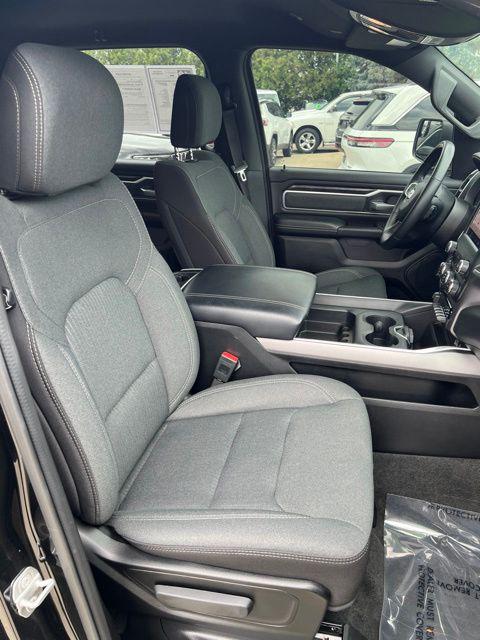 2023 Ram 1500 Big Horn Crew Cab 4x4 57 Box