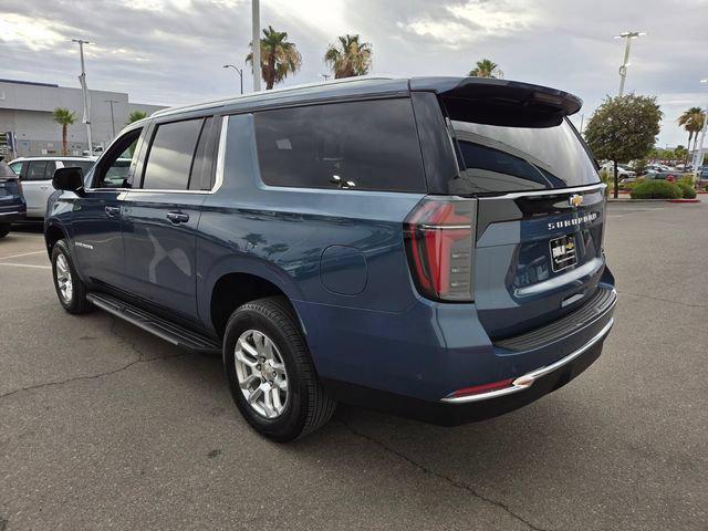 2025 Chevrolet Suburban LS - Photo 4