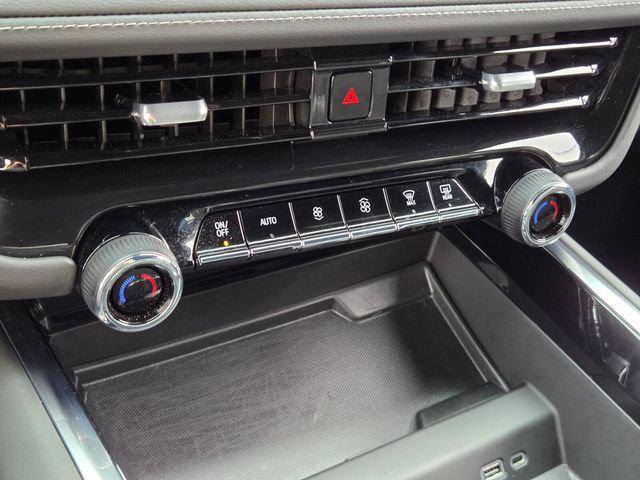 2025 Chevrolet Suburban LS - Photo 19