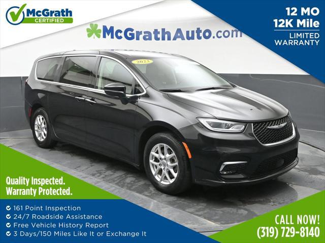 2023 Chrysler Pacifica Touring L for sale in DUBUQUE, IA