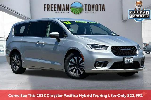 2023 Chrysler Pacifica Hybrid Touring L for sale in Santa Rosa, CA