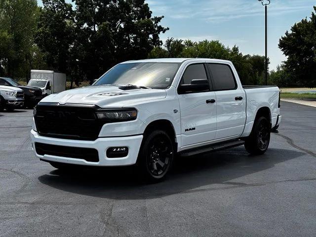 2026 RAM 1500 RAM 1500 EXPRESS CREW CAB 4X4 57 BOX