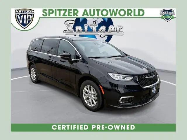 2025 Chrysler Pacifica Select for sale in Amherst, OH