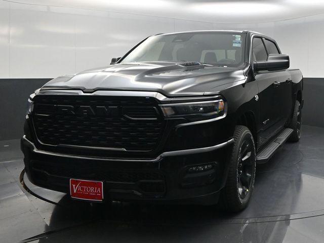 2026 RAM Ram 1500 RAM 1500 EXPRESS CREW CAB 4X4 57 BOX