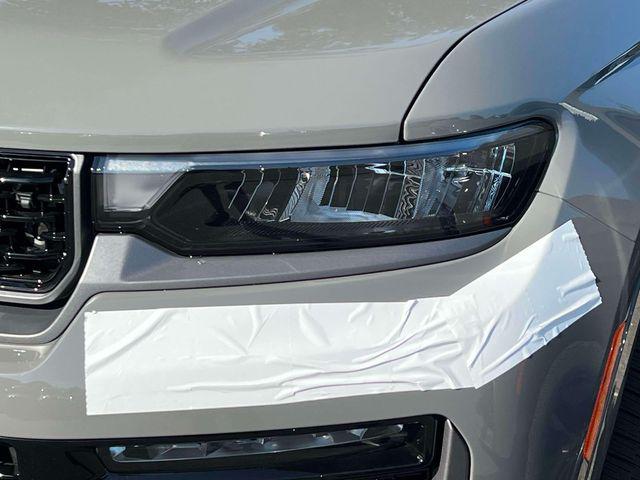 2027 Jeep Grand Cherokee L Summit