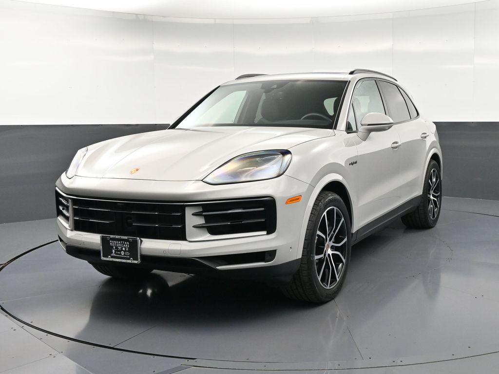 /2026 Porsche CAYENNE-E-HYBRID