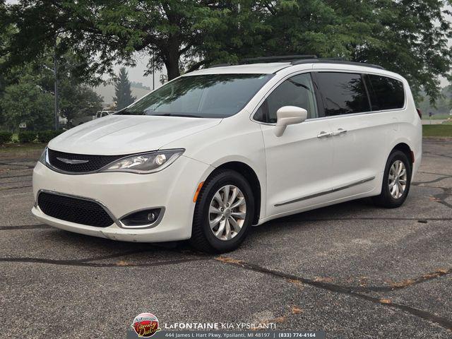 2017 Chrysler Pacifica Touring-L for sale in Ypsilanti, MI