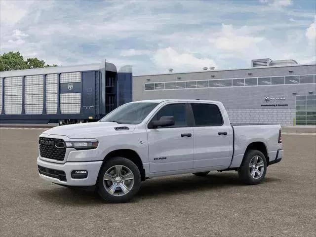 2026 RAM Ram 1500 RAM 1500 EXPRESS CREW CAB 4X4 57 BOX