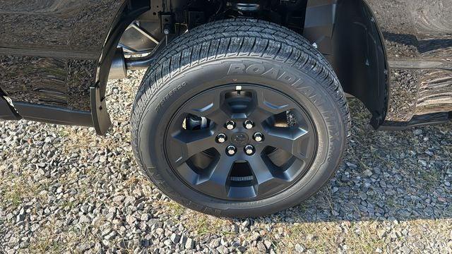 2026 Ram 1500 Express Crew Cab 4x4 57 Box