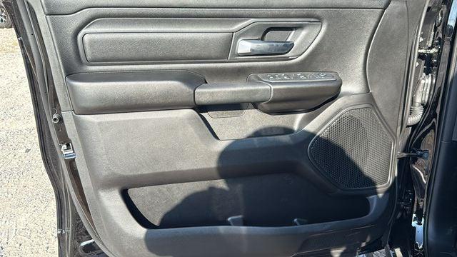 2026 Ram 1500 Express Crew Cab 4x4 57 Box