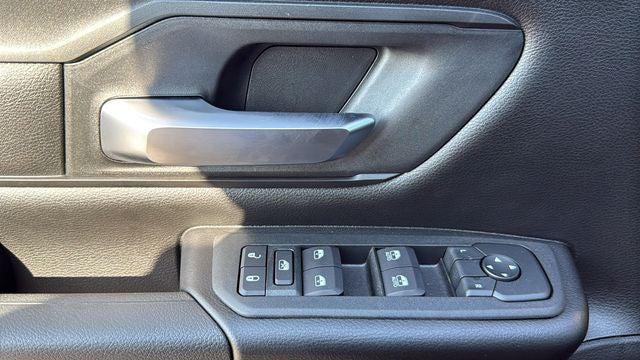 2026 Ram 1500 Express Crew Cab 4x4 57 Box