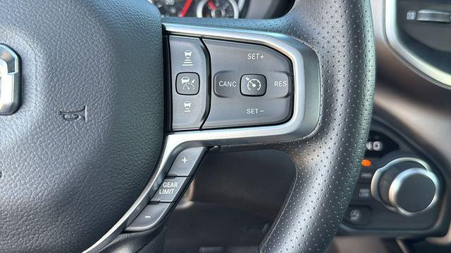 2026 Ram 1500 Express Crew Cab 4x4 57 Box