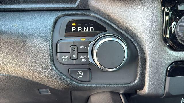 2026 Ram 1500 Express Crew Cab 4x4 57 Box