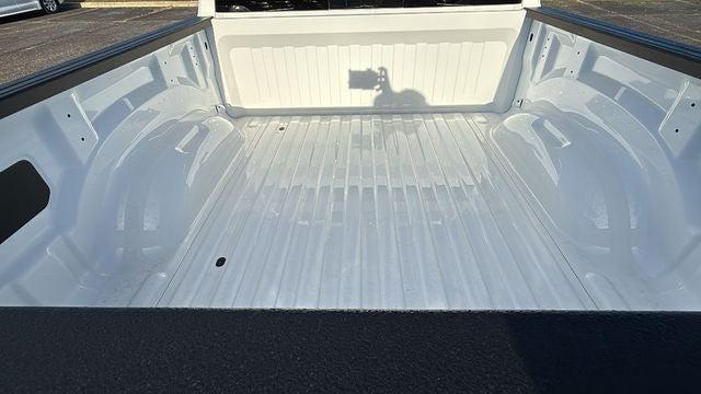 2026 Ram 1500 Express Crew Cab 4x4 57 Box