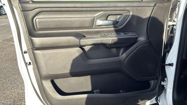 2026 Ram 1500 Express Crew Cab 4x4 57 Box