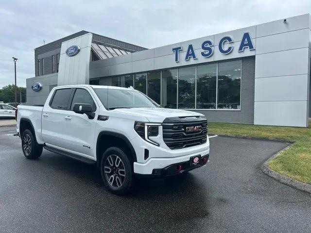 2025 GMC Sierra 1500 4WD Crew Cab Short Box AT4 for sale in Berlin, CT