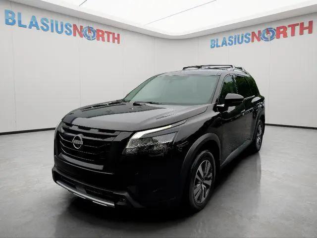 2023 Nissan Pathfinder SL 4WD for sale in Torrington, CT