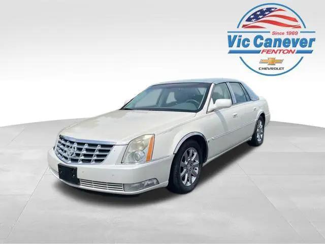 2008 Cadillac DTS w/1SB for sale in Fenton, MI