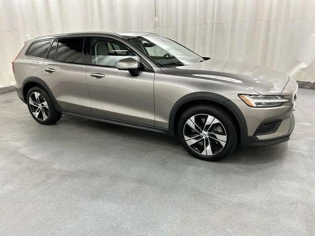 2020 Volvo V60 Cross Country T5 for sale in Waterbury, CT