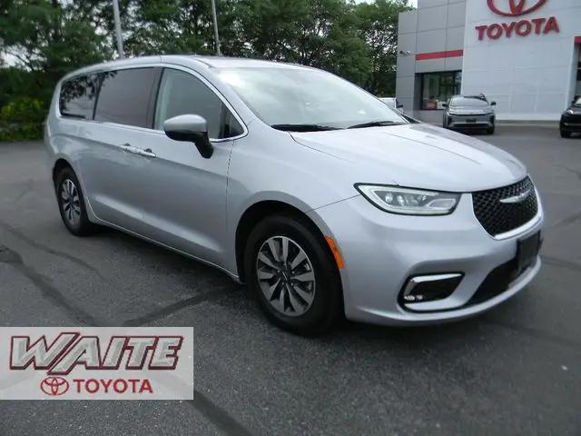 2023 Chrysler Pacifica Hybrid Touring L for sale in Watertown, NY