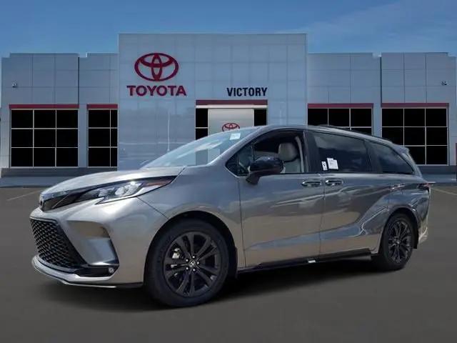 2026 Toyota Sienna XSE for sale in Austinburg, OH