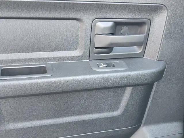 2026 Ram 3500 Tradesman Crew Cab 4x4 8 Box