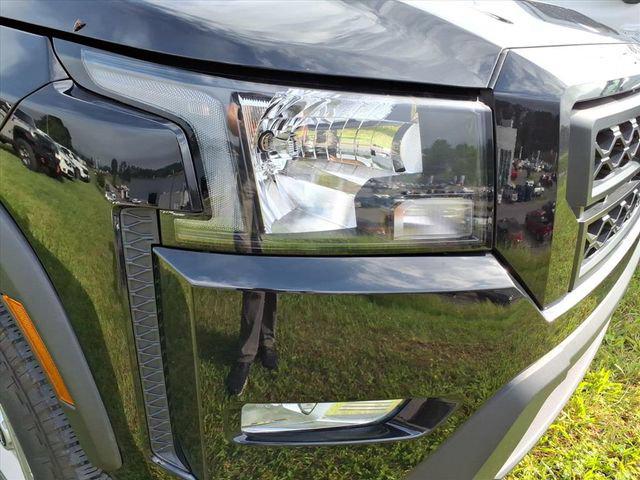 2024 Nissan Frontier Crew Cab SV 4x4 2024 Nissan Frontier Crew Cab SV 4x4