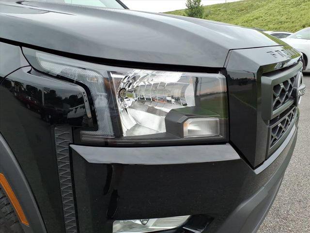2024 Nissan Frontier Crew Cab SV 4x4 2024 Nissan Frontier Crew Cab SV 4x4