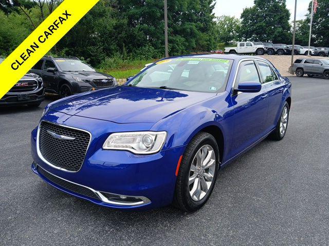 2019 Chrysler 300 Touring L AWD 2019 Chrysler 300 Touring L AWD